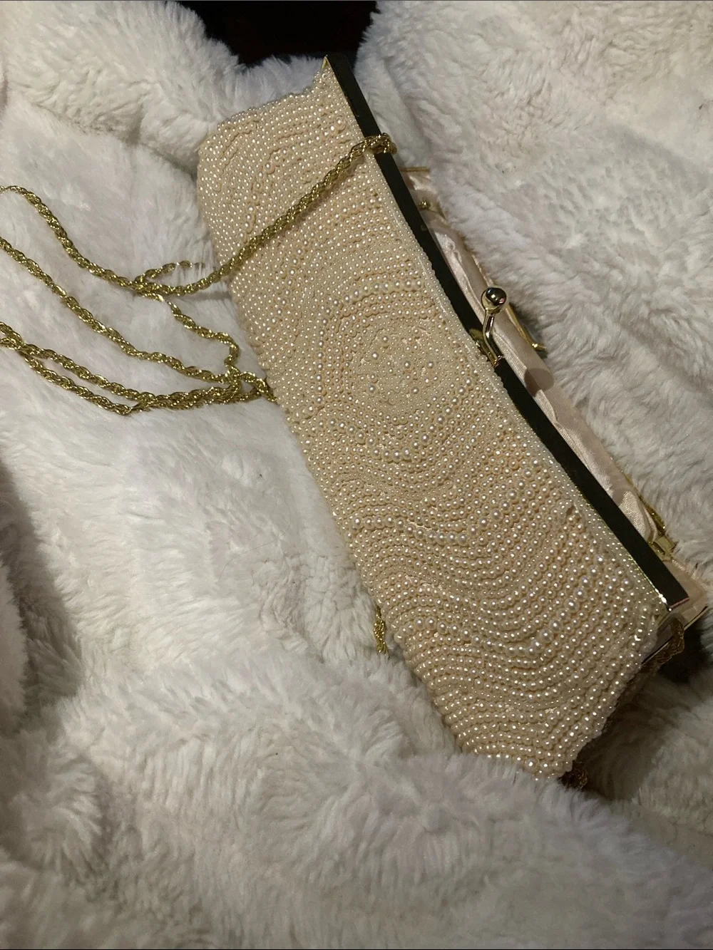 La Regale Pearl Beaded Clutch in Champagne